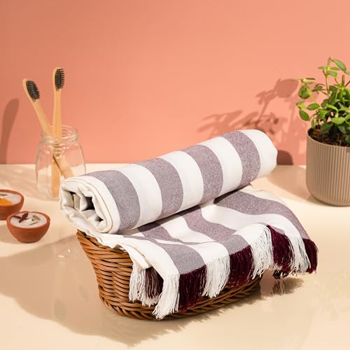 Image of Comforic 100% Bamboo Towels for Bath Large Size | Bamboo Bath Towel for Men & Women | Ultra Soft, Absorbent, Lightweight, Quick Dry Towel for Bath, Beach, Travel, Gym | 75x150 cm - Set of 1 Maroon