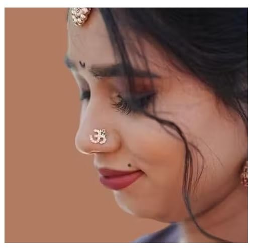 Nose Pins for Women, Durable with Secure and Comfortable Fit Model om nosepin-image-27