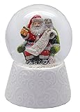 SCHNEEKUGEL SPIELUHR WEIHNACHTEN: In der Kugel ein liebevoll gestalteter Weihnachtsmann mit Geschenkeliste. Mit diesem Winterwunderland im Schneewirbel kommt die nostalgische Stimmung ganz von allein. Der Sockel ist aufwändig gestaltet ganz in weiß mit verschlungenem Dekor.