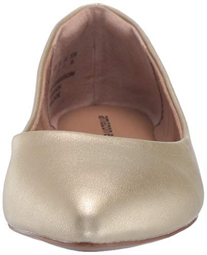 Amazon Essentials Women's Pointed-Toe Ballet Flat, Gold, 9.5 #TOP1