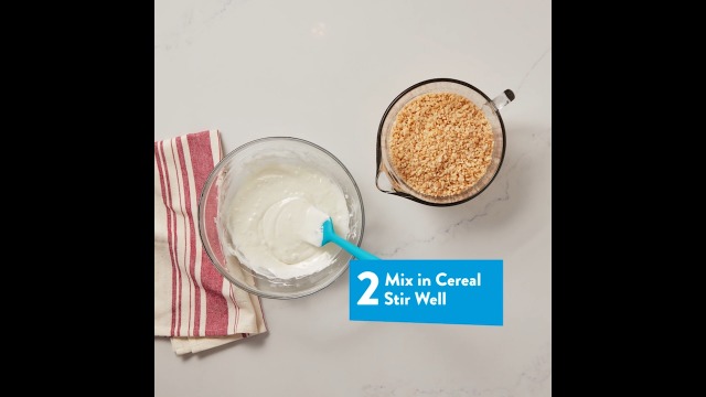 Kellogg's Frosted Krispies Breakfast Cereal, Kids Snacks, Baking Marshmallow Treats, Family Size, Original (8 Boxes)