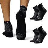 ANTI-RUTSCH-PERFORMANCE: Die rutschfesten Noppen unserer Socken erhöhen den Halt im Schuh für blasenfreie Läufe und Sprints. Polsterung an Zehen, Ferse und Knöchel schützen deine Füße auf jedem Terrain