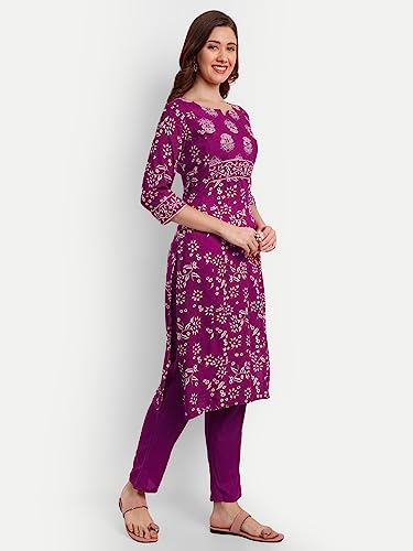 Image of Ayukta Women's Rayon Printed Straight Kurta