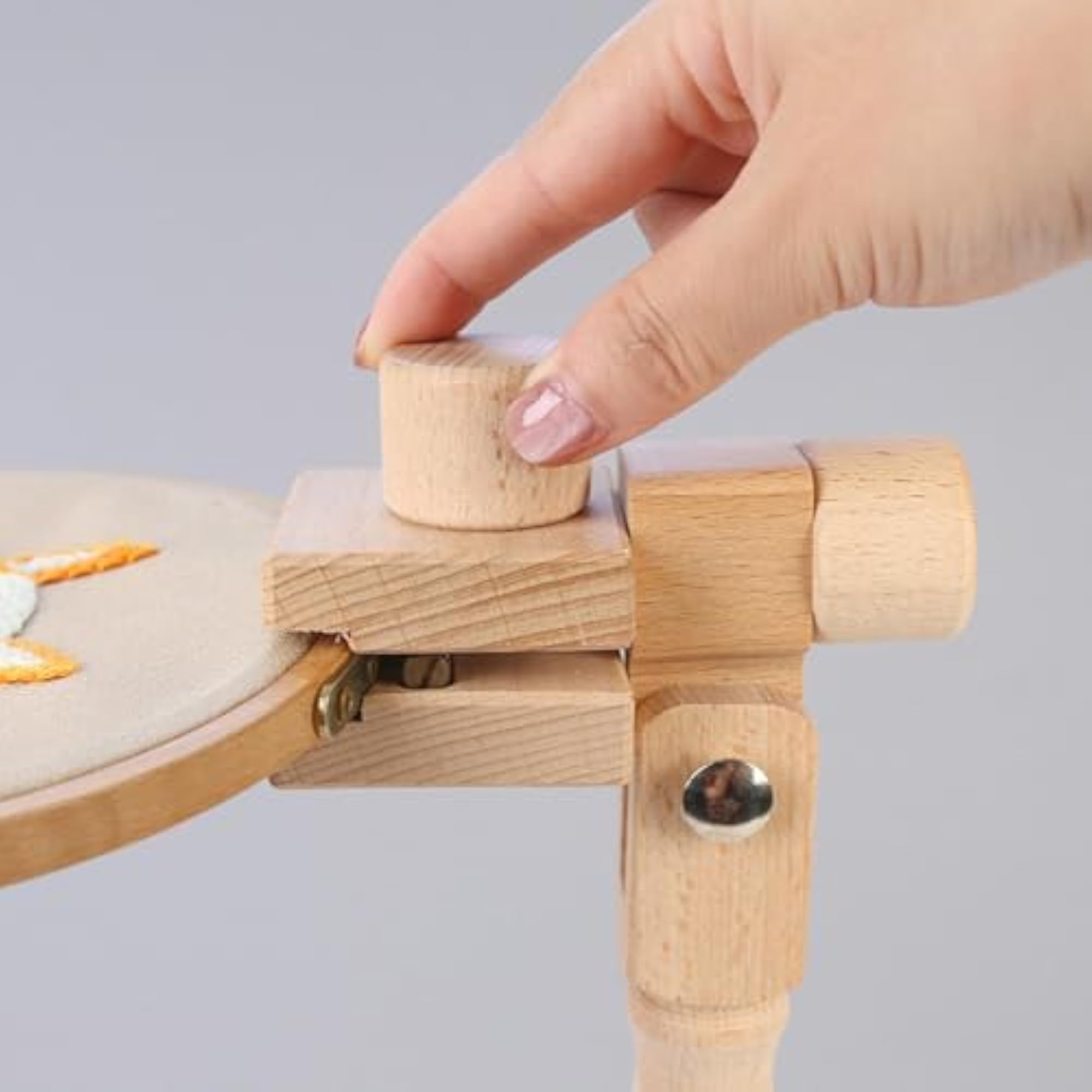 Rotatable Storage Tray for Embroidery Hoops