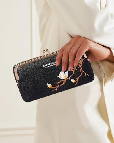 INOVERA (LABEL) Store INOVERA Embroidered Crossbody Wristlet Purse - Image 7