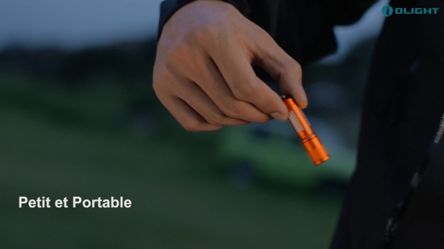 Olight i18 - Lampe de Poche Porte-Clés