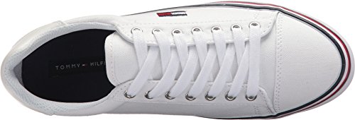 Tommy Hilfiger Women's Fressian Sneaker2