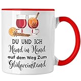Trendation - Glühwein Tasse Lustig Spruch Glühweinbecher mit Henkel Doppelwandig Glühweintassen Gläser Weihnachtsmarkt Becher Tassen Geschenk - Hand In Hand Zum Glühweinstand (Rot)