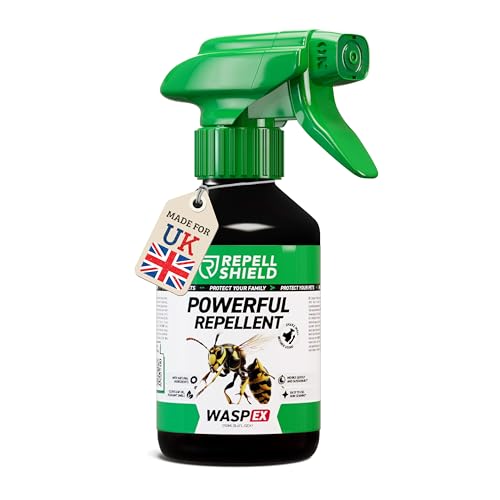 RepellShield Wasp Repellent Spray -250ml- Outdoor Wasp Repellent for Garden Patio Doors Windows & Bins & Sheds - Natural Barrier for BBQ Areas Balconies Entry Points & Family Spaces in UK Homes