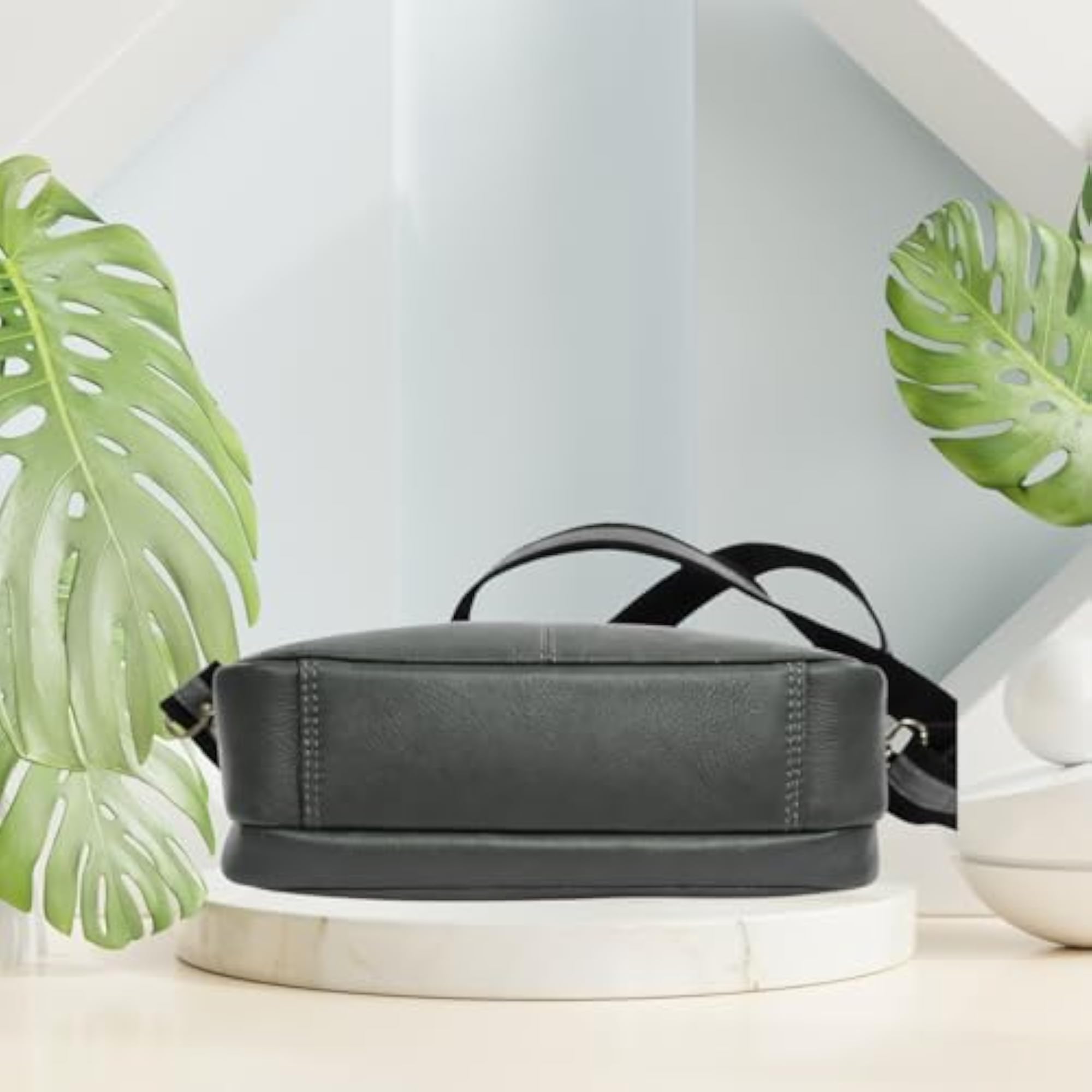 Men’s Genuine Leather Crossbody Bag, Black