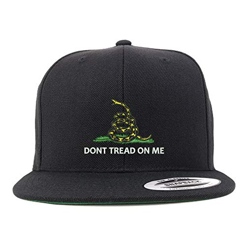 Trendy Apparel Shop Don t Tread on Me Embroidered Flat Bill Snapback Cap - Black