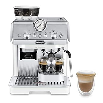 Foto di De'Longhi LA SPECIALISTA ARTE EC9155.W Macchina da caffè Manuale, 3 Ricette Preimpostate, Controllo Attivo della Temperatura, 8 Livelli di Macinazione, Lancia MyLatte Art, incluso KIT BARISTA, Bianco