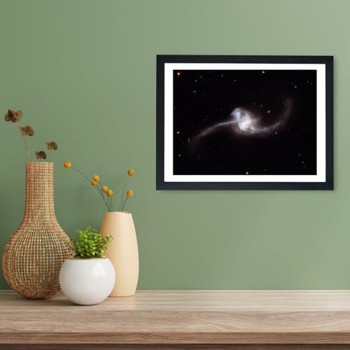 Affiche Hubble NGC 2623 encadrée grand format Spiffing Prints cadeau - 3