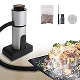 FUMAR RÁPIDO Y GRAN CANTIDAD DE HUMO: la pistola ahumadora portátil genera un humo frío intenso que se absorbe fácilmente en los alimentos y bebidas para obtener ese tierno sabor ahumado rápidamente en 30 segundos. Echa humo rápidamente en lo que quieras darle sabor.