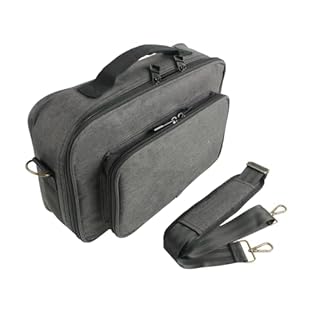 MULTIPLE POCKETS The guitar effect pedal bag has multiple pockets to store pedal accessories, including headphones, wireless systems, microphones, cables and other essentials. The 10mm thick filling: the soft pedal box is equipped with 10mm thick pad...