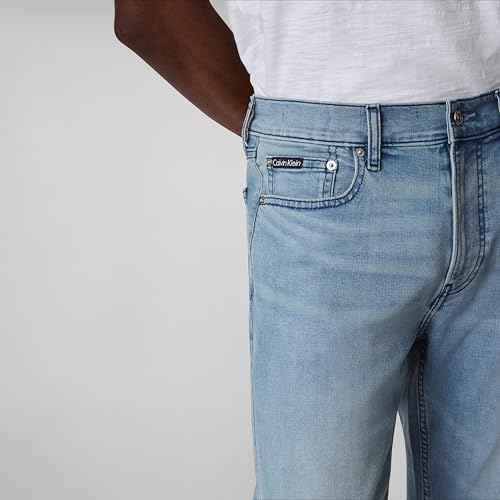 Image of Calvin Klein Men's Straight High Stretch Jeans