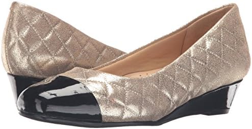 Trotters Women's Langley Dress Pump, Gold/Black, 6 W US | Image 6