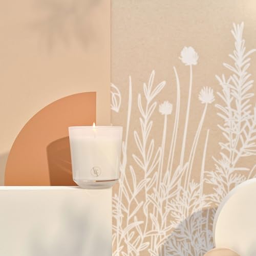 Bougie parfumée aux notes de fleurs 200g avec son capot en bois véritable