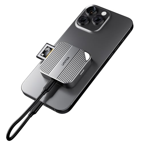 Lecteur de cartes Magsafe USB Type C au dos du smartphone en plein shooting