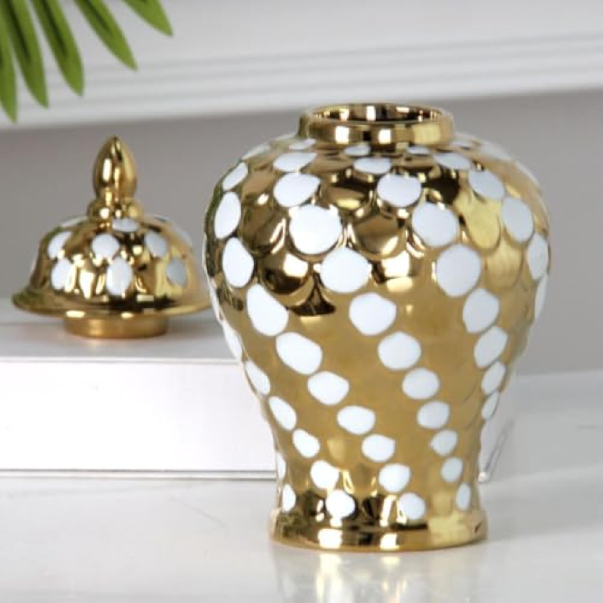 Ceramic Ginger Jar for Floral Arrangement Display, Weddings