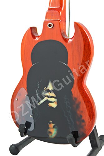 OZMiniGuitar Guitare Miniature Slash Gun N Roses Smoking Gun - Les Beatles, Paul McCartney, John Lennon, RIngo Starr, George Harrison OZMiniGuitar Guitare Miniature Slash Gun N Roses Smoking Gun – Image 3