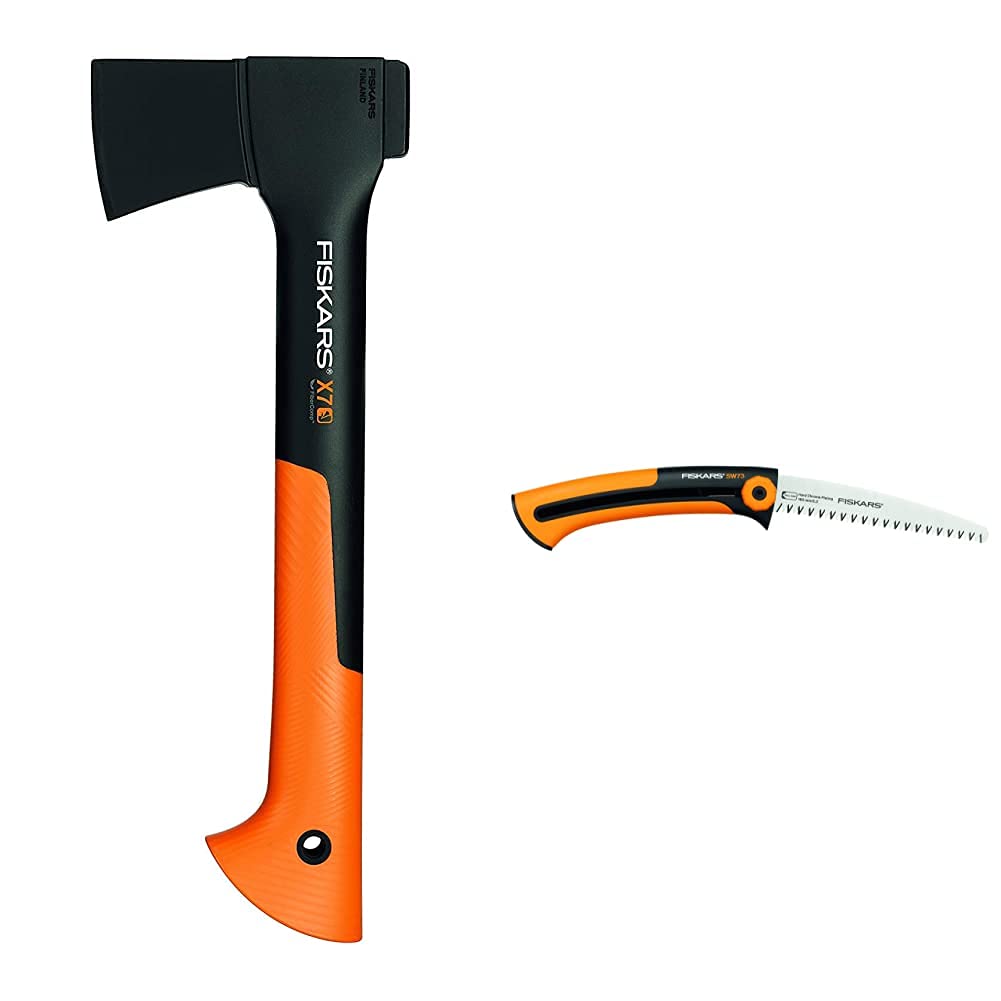 Fiskars Universalaxt, Inklusive Klingen- und Transportschutz, Länge: 35,5 cm, Antihaftbeschichtet, Schwarz/Orange, X7-XS, 1015618 & Handsäge für frisches Holz, Grobzahnung, 16 cm, Schwarz/Orange
