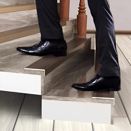 Perfiles de aluminio para escaleras interiores y exteriores con bandas antideslizantes 6