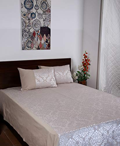 Image of Cotton Jacquard Damask Woven /Self Design Bedsheets Set with 2 Pillow Covers (Silver, Double, King), 200 TC