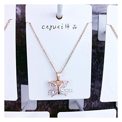 Collier pendentif clé court pour sublimer un décolleté sans effort