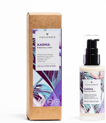 KARMA. Crema idratante per il viso per donne pelle I Mista o Gras...