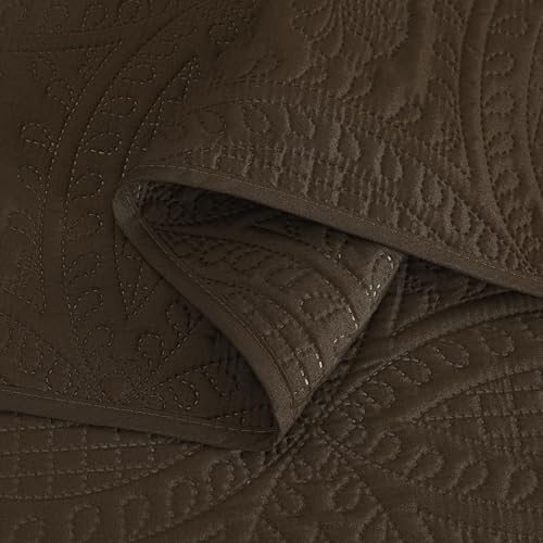 Image of Chezmoi Collection Austin 3-piece Oversized Bedspread Coverlet Set (King, Chocolate)