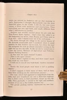 Hardcover Distant relations Book