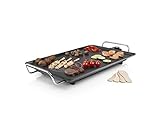 Adecuada para entre 4 y 6 personas gracias a la gran superficie para cocinar de 60 x 36 cm