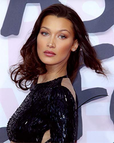 Bella Hadid MODEL In Person Autographed Photo