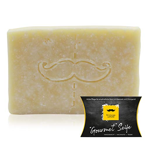 Preisvergleich Produktbild Monsieur Gourmet Seife"Stimmungsaufheller" - handgeschöpfte Naturseife mit Meersalz und Orangenöl - milde Reinigung für sensible & empfindliche Haut - Geschenk für Frauen und Männer