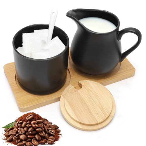 RANJIMA Set latte e zucchero, bricco per il latte in ceramica e zuccheriera con coperchio e cucchiaio, zuccheriera barista con vassoio in legno, brocca in ceramica per il latte (nero)