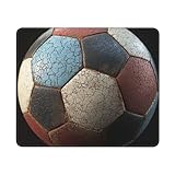 Base en caoutchouc antidérapant : la base dense en caoutchouc antidérapant offre une forte adhérence empêchant le glissement ou le mouvement du tapis de souris, disponible pour toute surface plane et dure de table. Matériau supérieur à faible friction pour un suivi précis du mouvement du curseur. Personnalisez votre espace de travail avec un tapis de souris beauté, ajoutant une touche de style à votre vie de bureau.