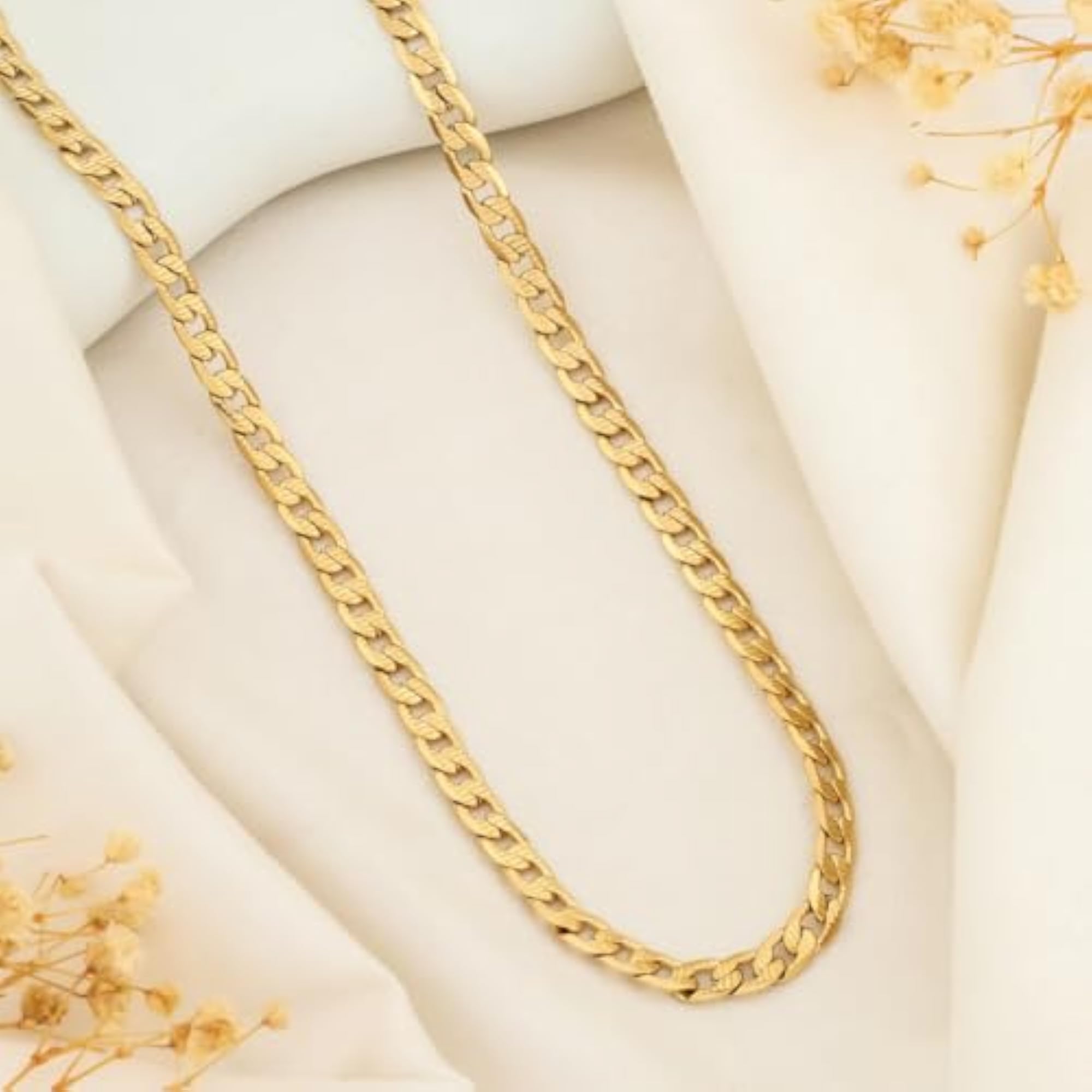 Men's Bold Gold Chain Necklace for Daily Street Style