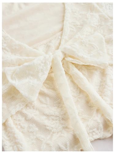 Verdusa Women's Bow Front Square Neck Tops Short Sleeve Lace Lettuce Crop T Shirts3