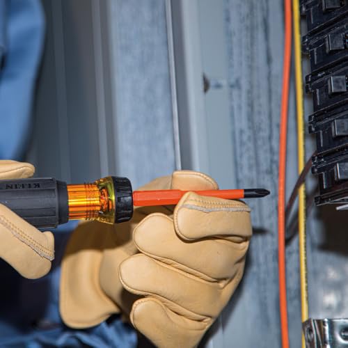 Image of Klein Tools 32286 Insulated Screwdriver, 2-in-1 Screwdriver Set with Flip Blade, #1 Phillips and 3 /16-Inch Slotted Tips, Double-Ended Blades