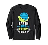 Cadeau de jour de la Terre pour ceux qui aiment l'environnement, la terre, la planète. Montrez votre amour avec la terre et l'environnement. Save Planet Recycle Reuse Renew Rethink Earth Day Activisme. T-shirt Réuse Réduction du recyclage. Idée cadeau parfaite pour la journée de la terre.