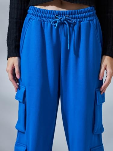 Image of Bewakoof Women's Fleece Super Loose Fit Joggers|Bewakoof Heavy Duty 1.0 | Track pants for woman | Lower for women | Multipurpose | Activewear | Utility Pockets | Lightweight & Flexible Elastic Waist | Casual Joggers | Loose Fit