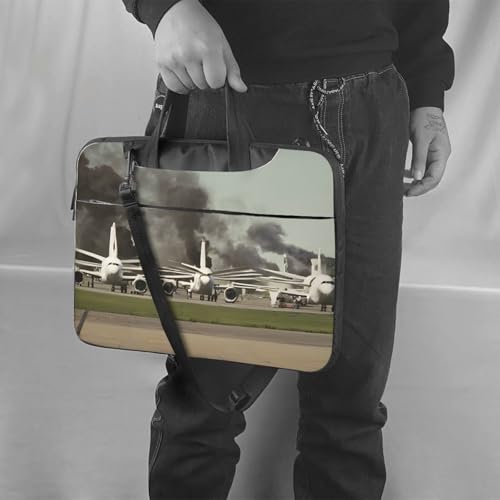 Sacoche à bandoulière pour ordinateur portable 15.6 Jet Fighter dans le train - 2