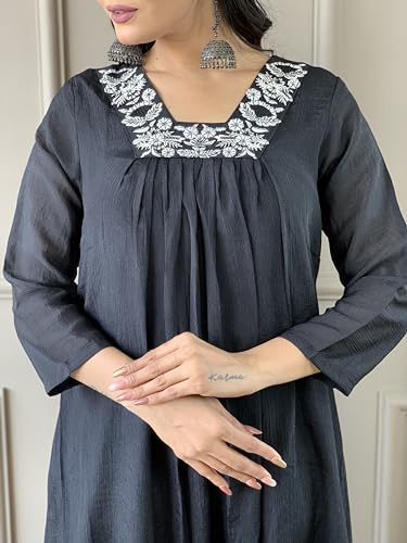 Image of Naixa Women's Silk Chifon Embroidered Flared Kurta with Pant and Dupatta Set