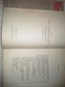 Hardcover Old Hungarian Literary Reader: 11Th-18th Centuries (English, German and Hungarian Edition) Book