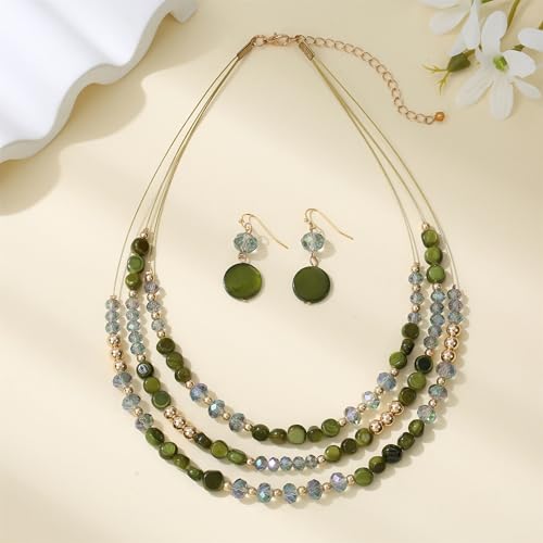 Collares de cuentas en capas que solucionan tu look de fiesta al instante 3