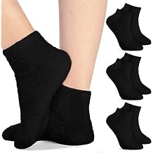 Janmercy 3 Pairs Aloe Socks Moisturizing Spa Infused Gel Sleeping Fuzzy Dry Feet Non Slip Lotion Socks for Women Men Repairing Softening Dry CrackedBlack