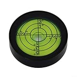 Construido para durar: hecho de materiales translúcidos, este nivel es resistente al desgaste, garantizando longevidad incluso en entornos de construcción exigentes.