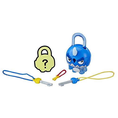 Hasbro Lock Stars Blue Shark