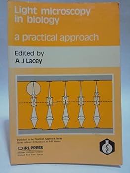 Paperback Light Microscopy in Biology: A Practical Approach (The ^APractical Approach Series) Book